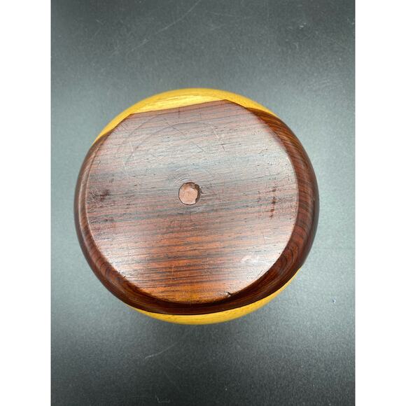 Beautiful small two tone hand‎ turned wood bowl - Picture 7 of 7